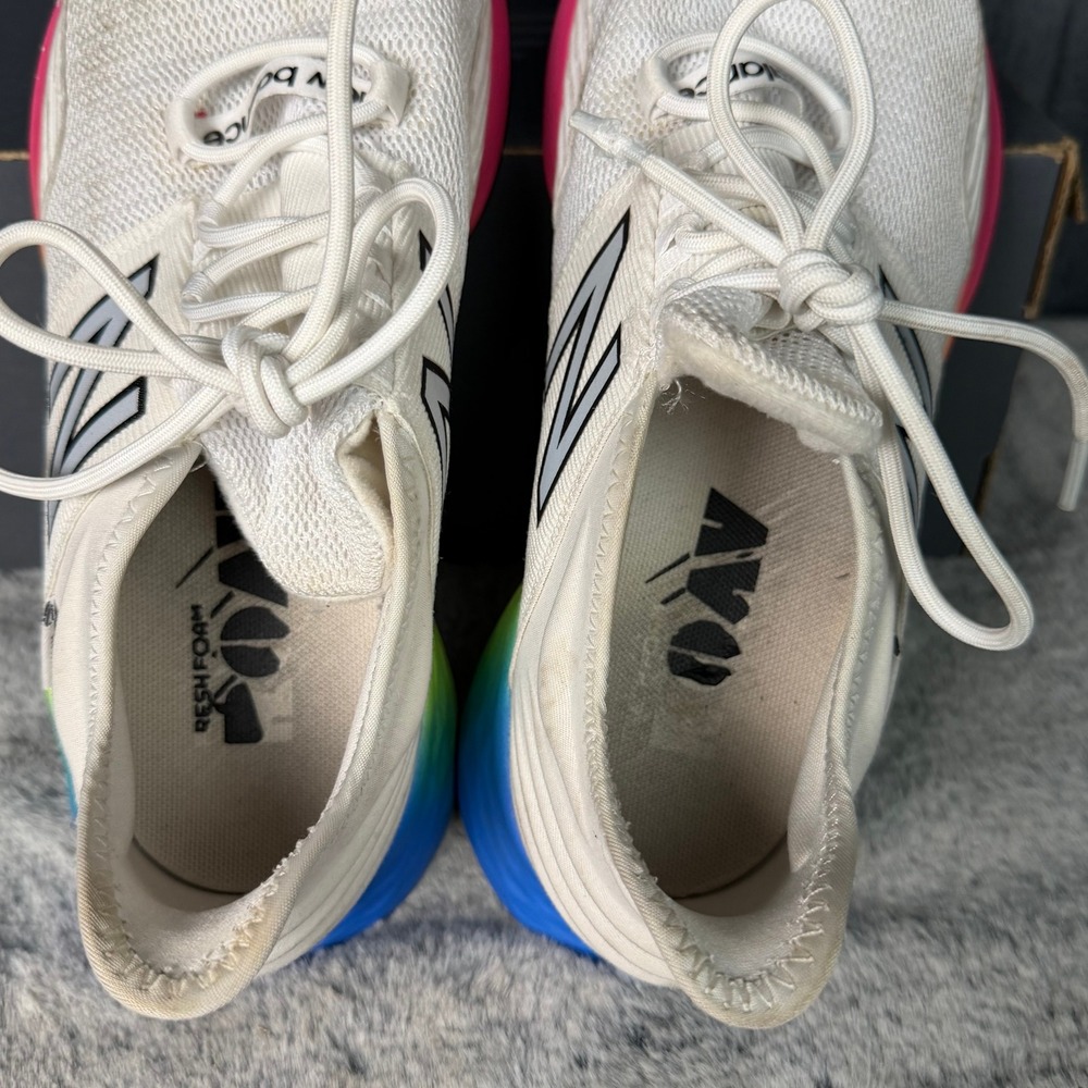 New Balance Fresh Foam Roav Running Shoes Womens 8 White Rainbow Gradient - Picture 6 of 9